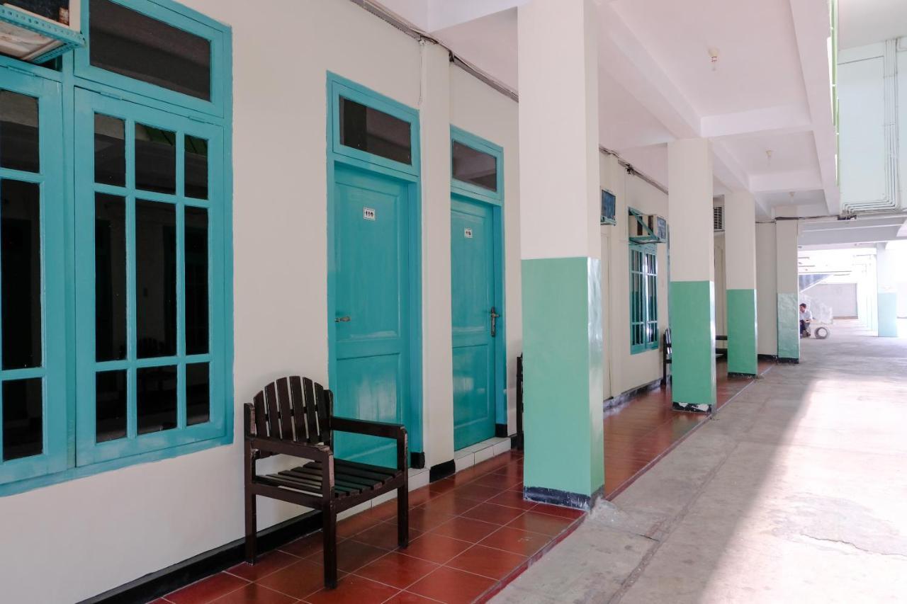 Hotel Taman Indah Madiun Eksteriør bilde